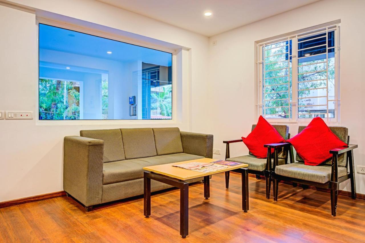 Oyo Townhouse 74871 Thoraipakkam Otel Chennai Dış mekan fotoğraf