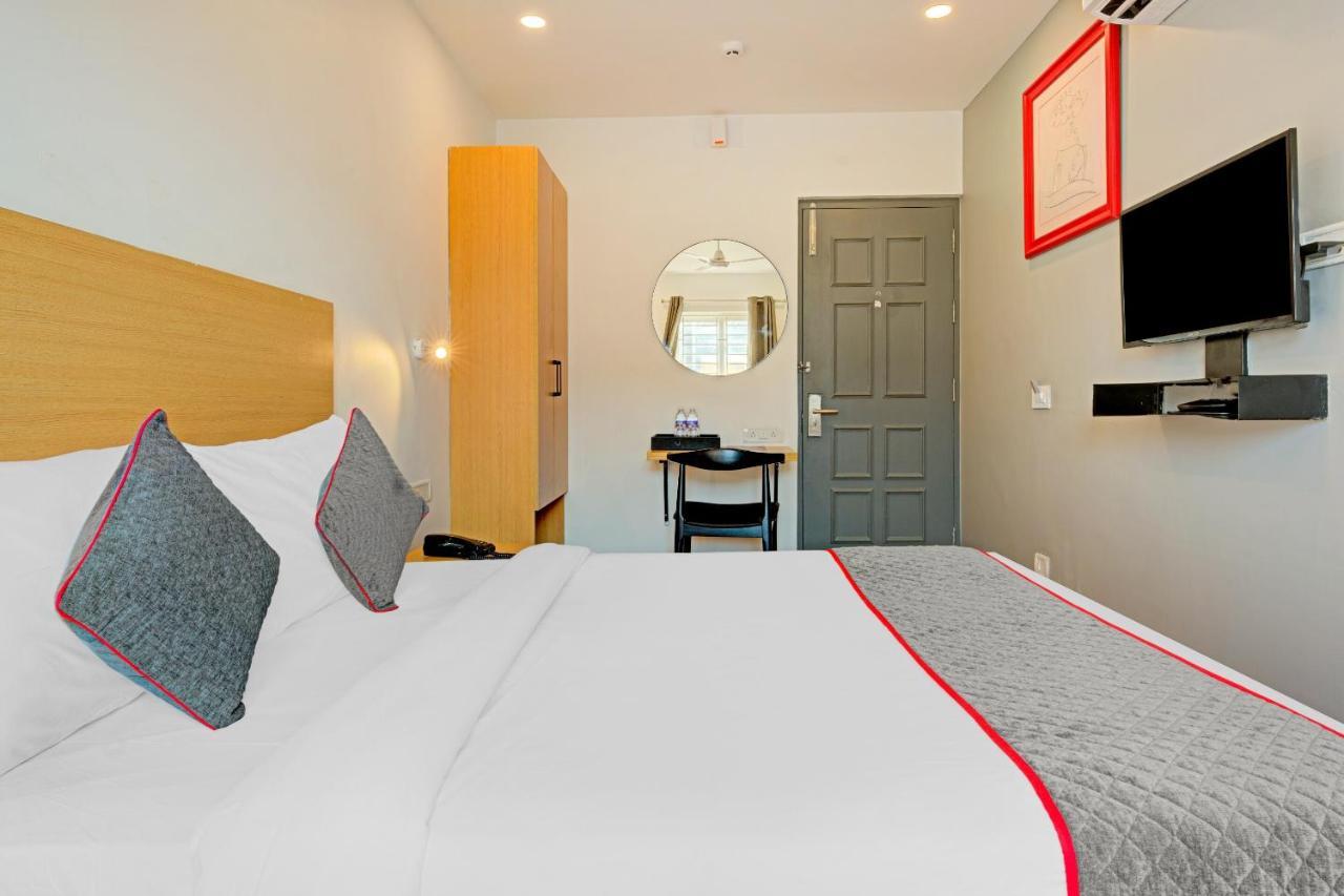 Oyo Townhouse 74871 Thoraipakkam Otel Chennai Dış mekan fotoğraf