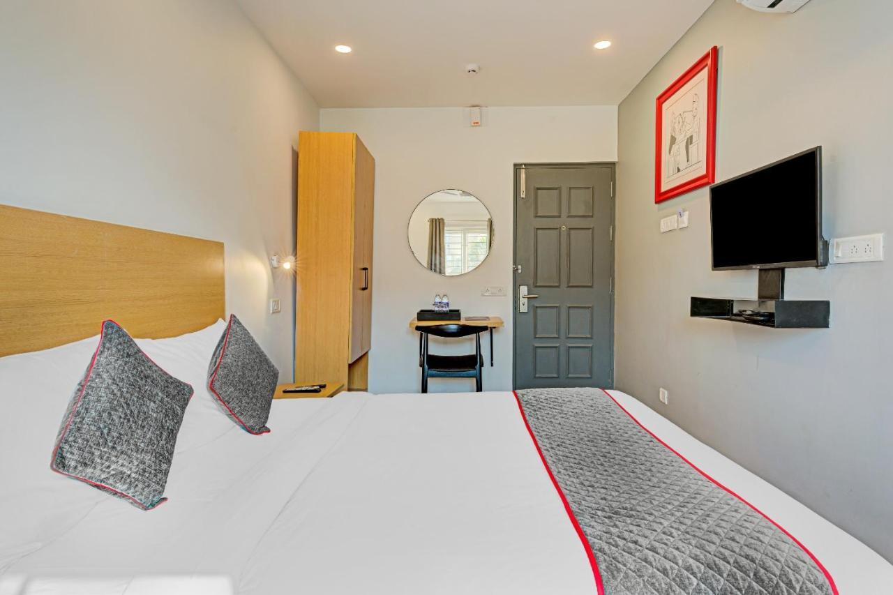 Oyo Townhouse 74871 Thoraipakkam Otel Chennai Dış mekan fotoğraf
