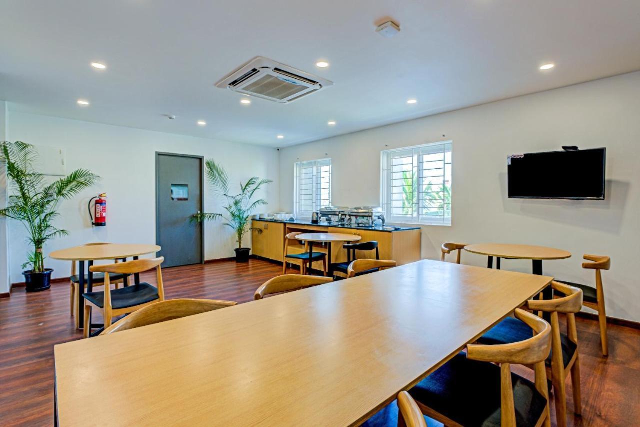Oyo Townhouse 74871 Thoraipakkam Otel Chennai Dış mekan fotoğraf